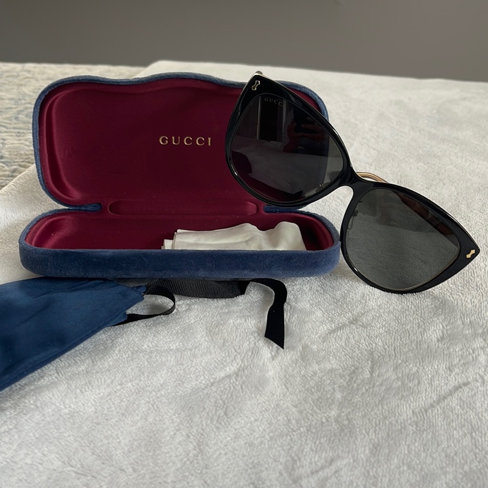 Gucci sunglasses